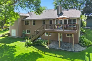 160 Bluff Ridge Ct, Chanhassen, MN 55317 - Photo 59