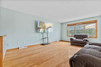 20075 Uplander Street NW, Oak Grove, MN 55011 - Photo 9