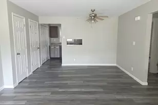 325 W 9th St, New Richmond, WI 54017 - Photo 7