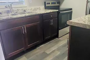325 W 9th St, New Richmond, WI 54017 - Photo 9