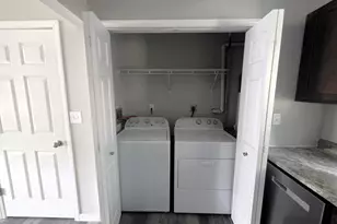 325 W 9th St, New Richmond, WI 54017 - Photo 13