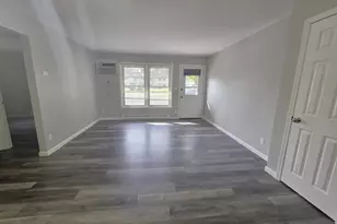 325 W 9th St, New Richmond, WI 54017 - Photo 5