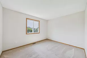 7797 Hemingway Ave S, Cottage Grove, MN 55016 - Photo 15
