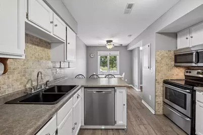 1748 Karis Way, Eagan, MN 55122 - Photo 7