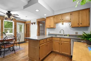 469 Hall Ave, Saint Paul, MN 55107 - Photo 13