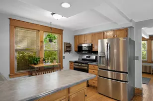 469 Hall Ave, Saint Paul, MN 55107 - Photo 11