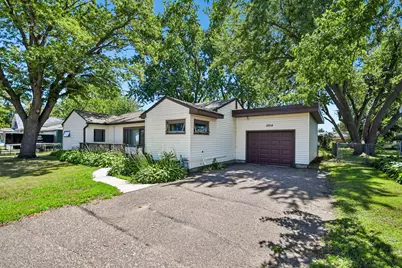 1824 9th Street, White Bear Lake, MN 55110 - Photo 3