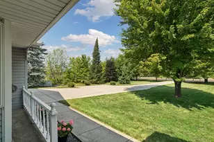 10831 30th St NE, Saint Michael, MN 55376 - Photo 9