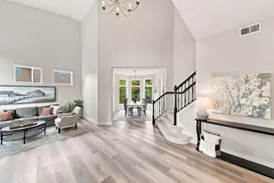 6865 Sapphire Ln, Chanhassen, MN 55317 - Photo 5