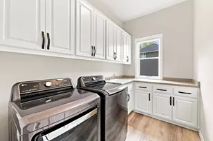 6865 Sapphire Ln, Chanhassen, MN 55317 - Photo 31