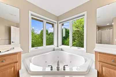 6865 Sapphire Lane, Chanhassen, MN 55317 - Photo 39