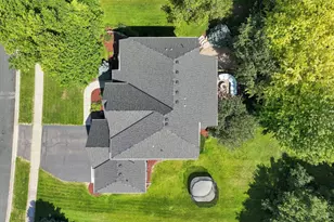 6865 Sapphire Ln, Chanhassen, MN 55317 - Photo 57