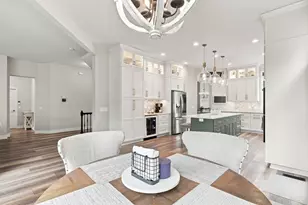 6865 Sapphire Ln, Chanhassen, MN 55317 - Photo 21
