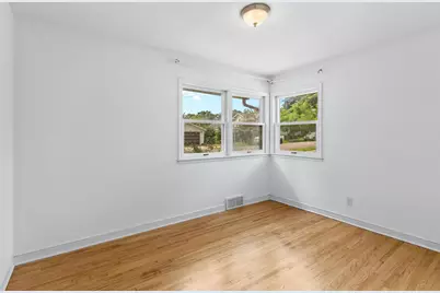 1081 Hubbard Avenue, Saint Paul, MN 55104 - Photo 19