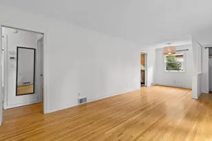 1081 Hubbard Ave, Saint Paul, MN 55104 - Photo 5