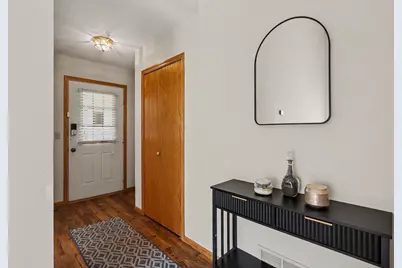 1207 Dakota Street S, Shakopee, MN 55379 - Photo 3