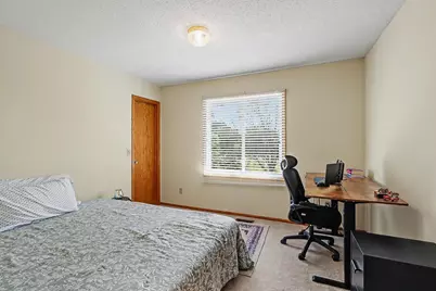 1207 Dakota Street S, Shakopee, MN 55379 - Photo 17