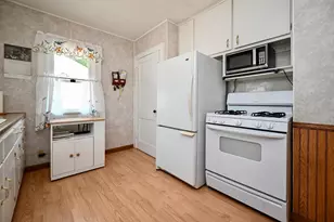 1217 East Ave S, La Crosse, WI 54601 - Photo 7
