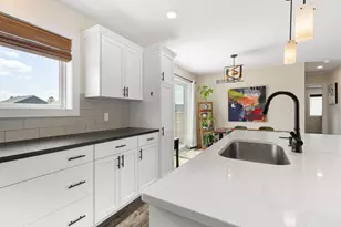 2102 14th Ave NE, Austin, MN 55912 - Photo 37