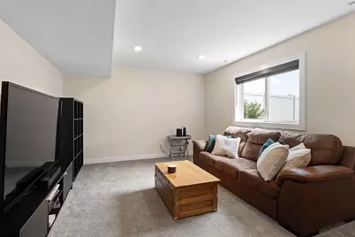 2102 14th Avenue NE, Austin, MN 55912 - Photo 51