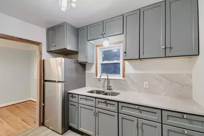 2002 Bush Avenue E, Saint Paul, MN 55119 - Photo 3