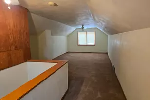 306 E Crawford St, Luverne, MN 56156 - Photo 17