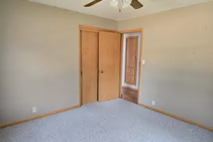 306 E Crawford St, Luverne, MN 56156 - Photo 15