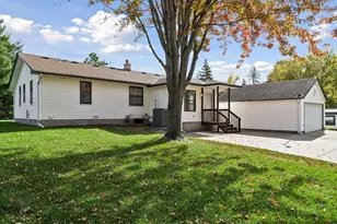 15601 Martin Dr, Burnsville, MN 55306 - Photo 3
