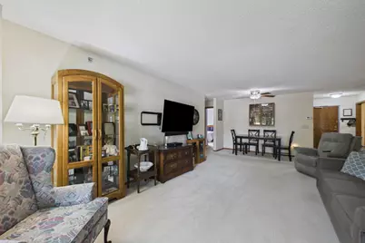 32 11th Avenue S #215, Hopkins, MN 55343 - Photo 5