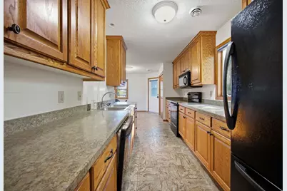 5408 34th Place N, Crystal, MN 55422 - Photo 7