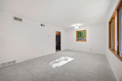 5408 34th Place N, Crystal, MN 55422 - Photo 5
