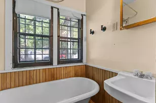 2226 Fremont Ave N, Minneapolis, MN 55411 - Photo 25