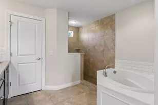 11274 Whitewater Dr, Woodbury, MN 55129 - Photo 51