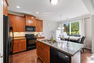 3105 Countryside Bay #C, Woodbury, MN 55129 - Photo 3