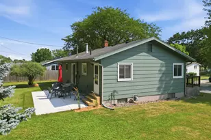 911 16th St SE, Menomonie, WI 54751 - Photo 41