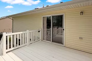 216 Rainbow Dr, Marshall, MN 56258 - Photo 7