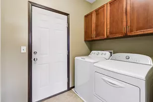 1232 Vernon Dr, Carver, MN 55315 - Photo 17