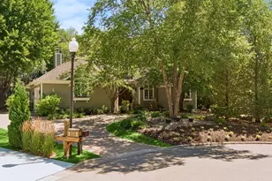 2841 Ella Ln, Minnetonka, MN 55305 - Photo 61