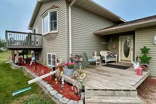 43838 Falcon Ave, Harris, MN 55032 - Photo 5