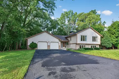 7390 130th Street W, Apple Valley, MN 55124 - Photo 3
