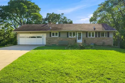604 23rd Street NE, Rochester, MN 55906 - Photo 3