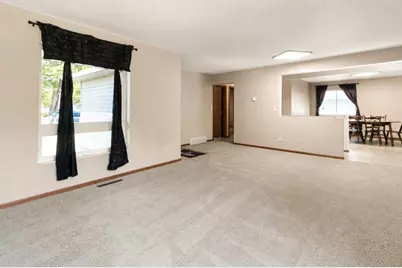1413 Hemlock Avenue, Owatonna, MN 55060 - Photo 5