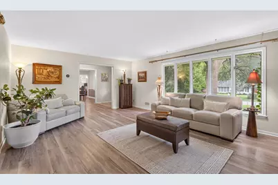 4730 Fairhills Road E, Minnetonka, MN 55345 - Photo 11