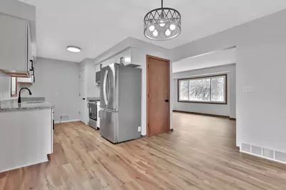 1017 Livingston Avenue, West Saint Paul, MN 55118 - Photo 21