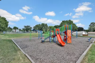 1017 Livingston Avenue, West Saint Paul, MN 55118 - Photo 11