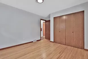 1017 Livingston Ave, West Saint Paul, MN 55118 - Photo 21