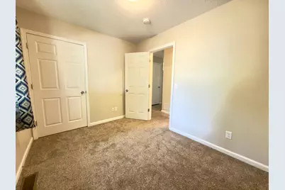 243 Winifred Street E, Saint Paul, MN 55107 - Photo 15
