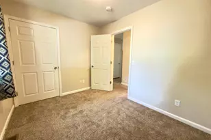 243 Winifred St E, Saint Paul, MN 55107 - Photo 15