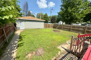 243 Winifred St E, Saint Paul, MN 55107 - Photo 31