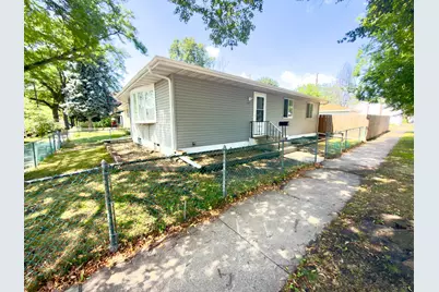 243 Winifred Street E, Saint Paul, MN 55107 - Photo 1